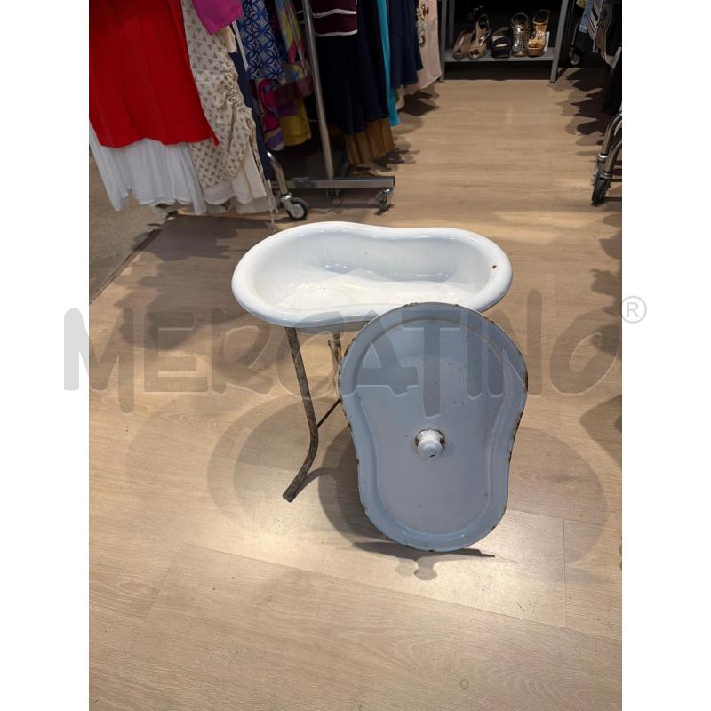 TOILETTE SMALTATO CON SUPPORTO | Mercatino dell'Usato Faenza 2