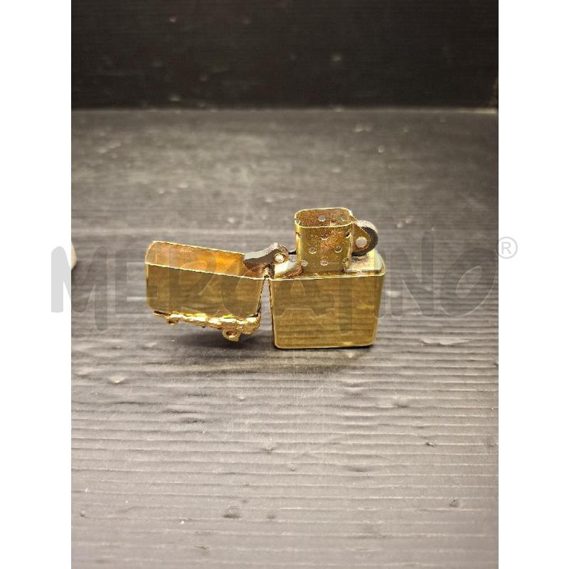 ACCENDINO ZIPPO COLLEZIONE CON MACCHINA F1 1982 VASILIA | Mercatino dell'Usato Lugo 5