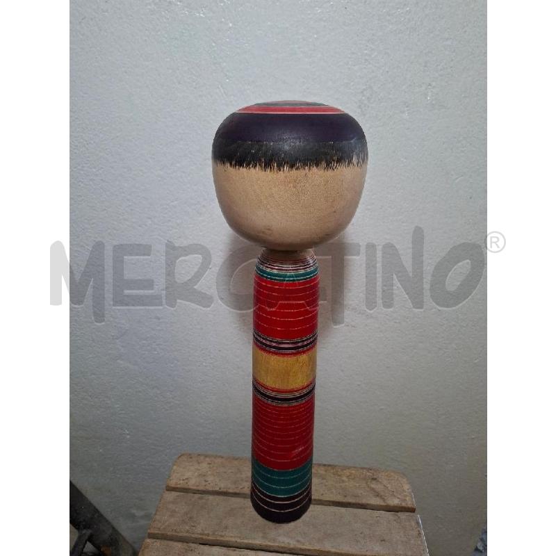 BAMBOLA GIAPPONESE IN LEGNO RIGHE COLORATE  | Mercatino dell'Usato Lugo 2