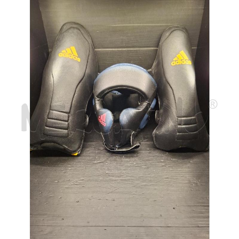 PARA STINCHI + CASCHETTO ADIDAS KICK BOXE | Mercatino dell'Usato Lugo 2
