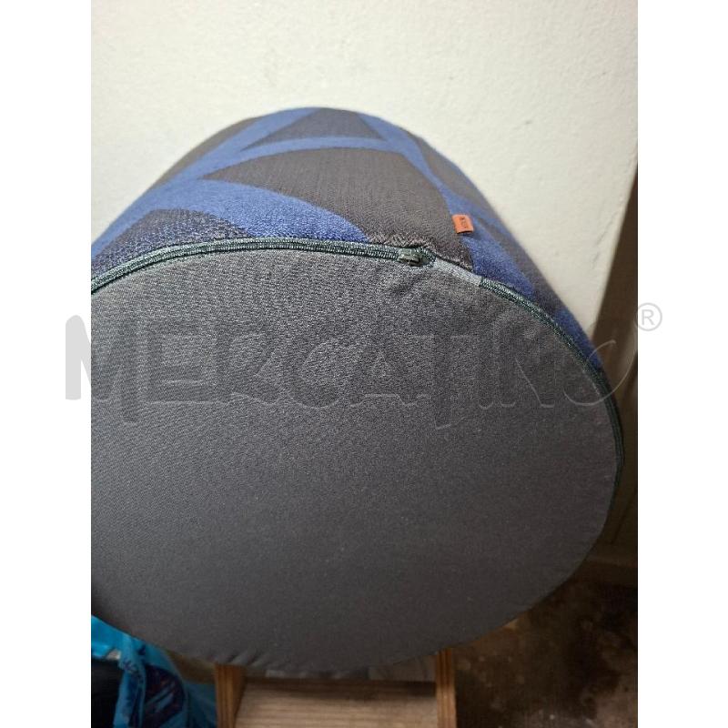 POUF CILINDRICO MISSONI NASTRI RELIEF 40X30 CM | Mercatino dell'Usato Lugo 3