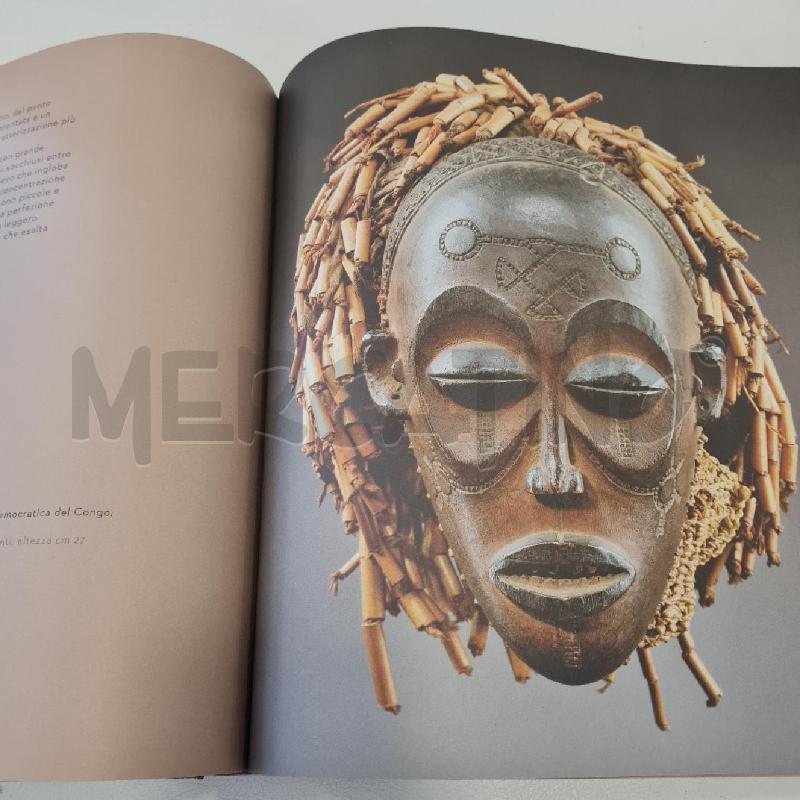 AFRICA COPERTINA RIGIDA DIFETTO  | Mercatino dell'Usato Cesenatico 4