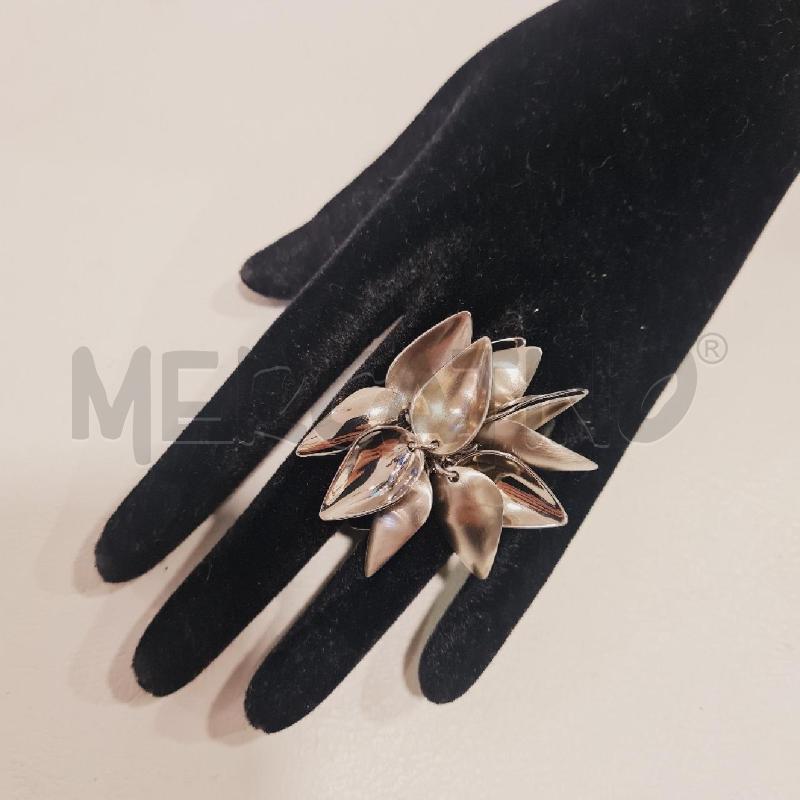 ANELLO DONNA BREIL PETALI PENDENTI JADE | Mercatino dell'Usato Cesenatico 3