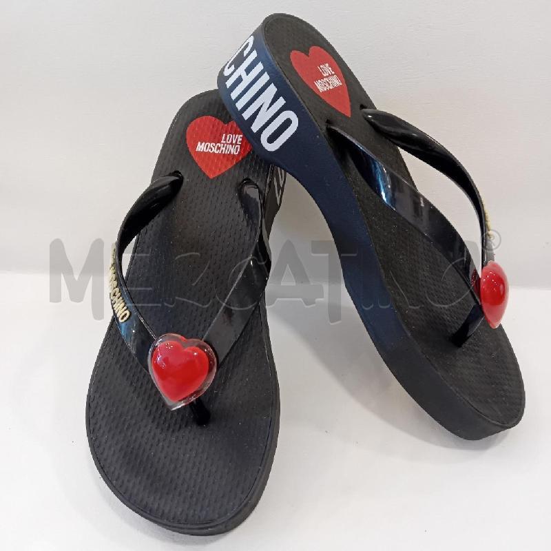 CIABATTE DONNA MOSCHINO NERE CUORE ROSSO | Mercatino dell'Usato Cesenatico 1