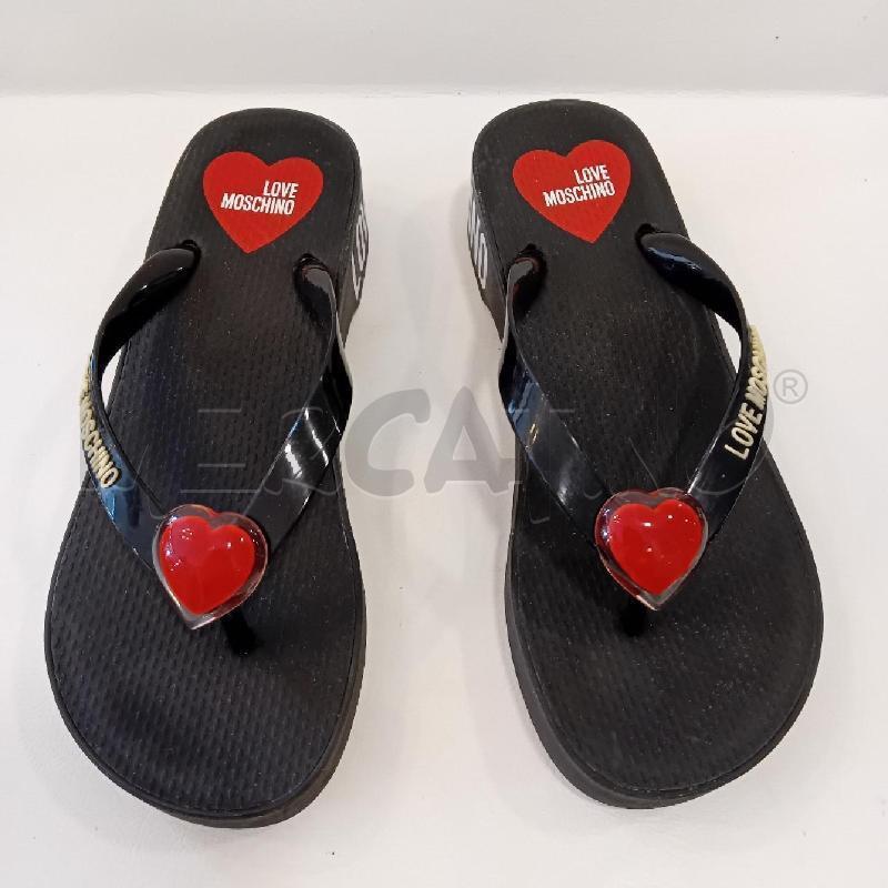 CIABATTE DONNA MOSCHINO NERE CUORE ROSSO | Mercatino dell'Usato Cesenatico 2