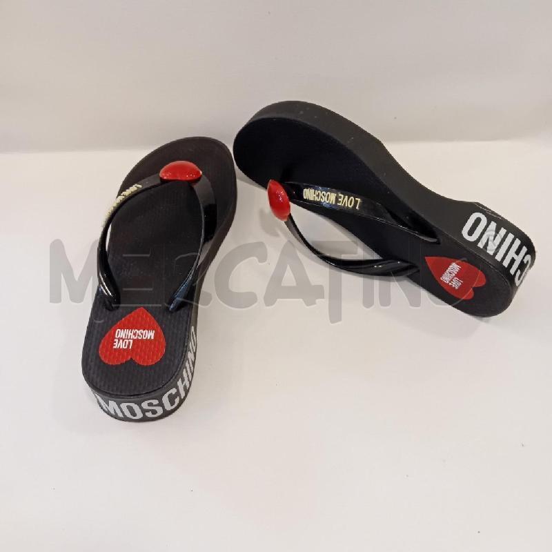 CIABATTE DONNA MOSCHINO NERE CUORE ROSSO | Mercatino dell'Usato Cesenatico 4