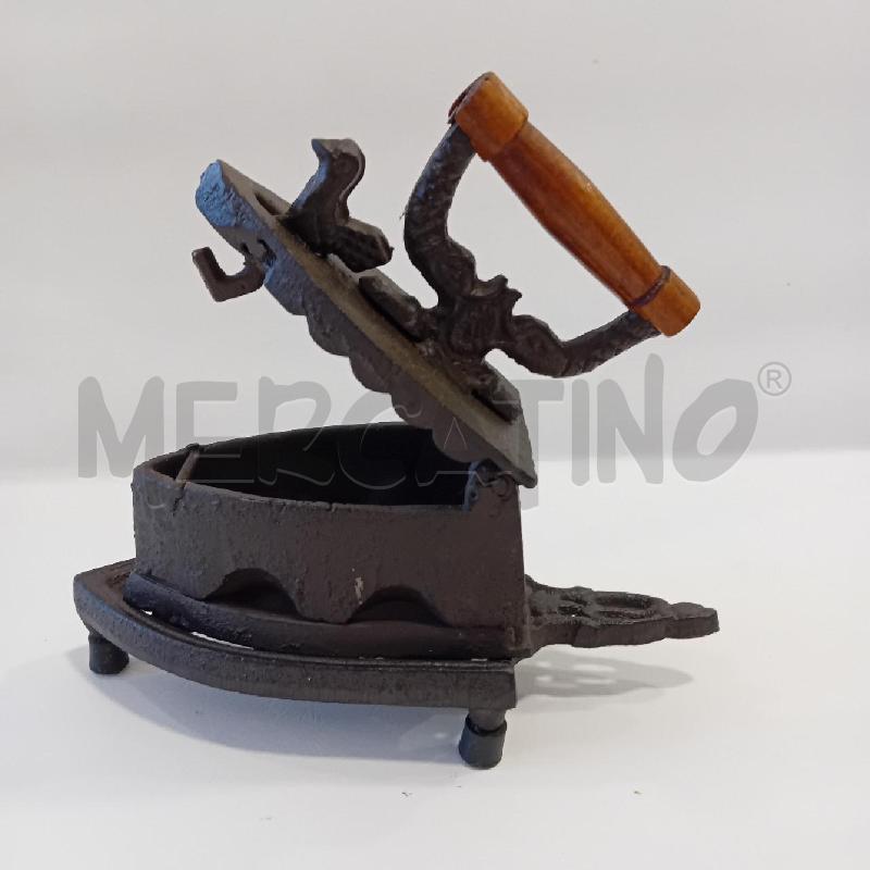 FERRO DA STIRO VINTAGE PICCOLOCON SUPPORTO | Mercatino dell'Usato Cesenatico 3