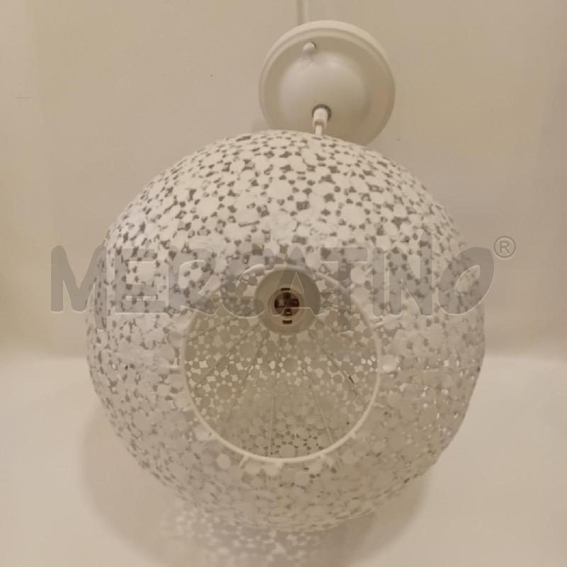 LAMPADARIO PALLA BIANCA PIZZO METALLO | Mercatino dell'Usato Cesenatico 4