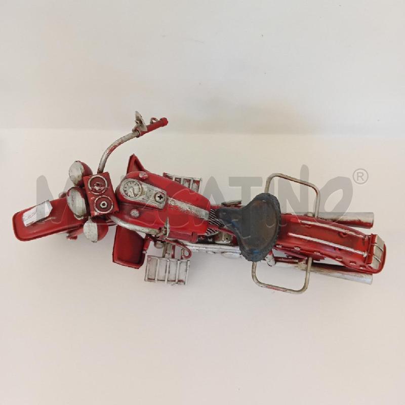 MODELLINO MOTO ROSSA METALLO | Mercatino dell'Usato Cesenatico 2
