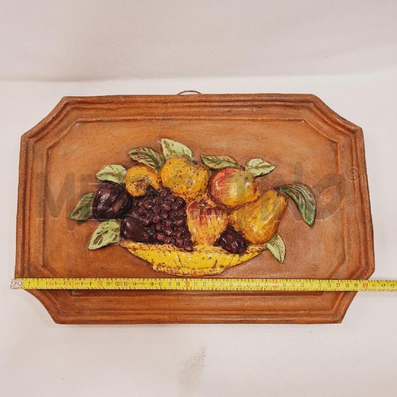 QUADRETTO TERRACOTTA  FRUTTA RILIEVO  | Mercatino dell'Usato Cesenatico 4