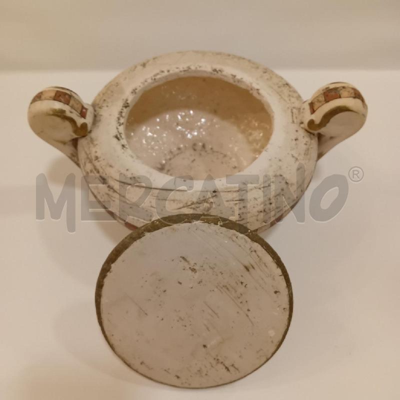 SCATOLA CON COPERCHIO MANICI GRECA QUADRI | Mercatino dell'Usato Cesenatico 2