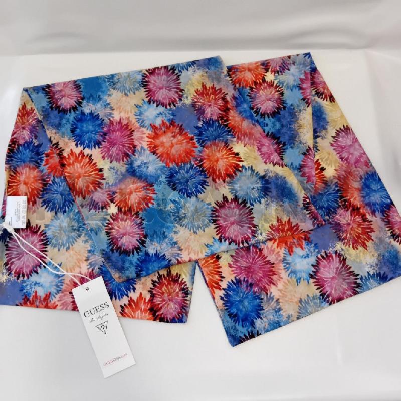 SCIARPINA FIORI COLOR GUESS | Mercatino dell'Usato Cesenatico 1