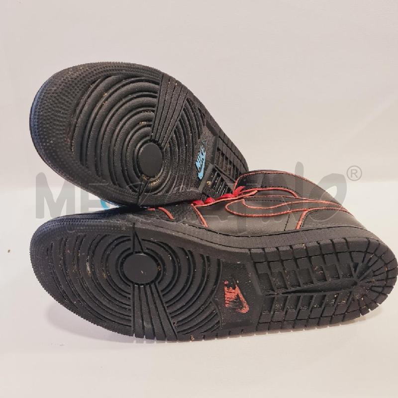 SNEAKERS UOMO NIKE NERE ROSSE  PERSONALIZZATE | Mercatino dell'Usato Cesenatico 2