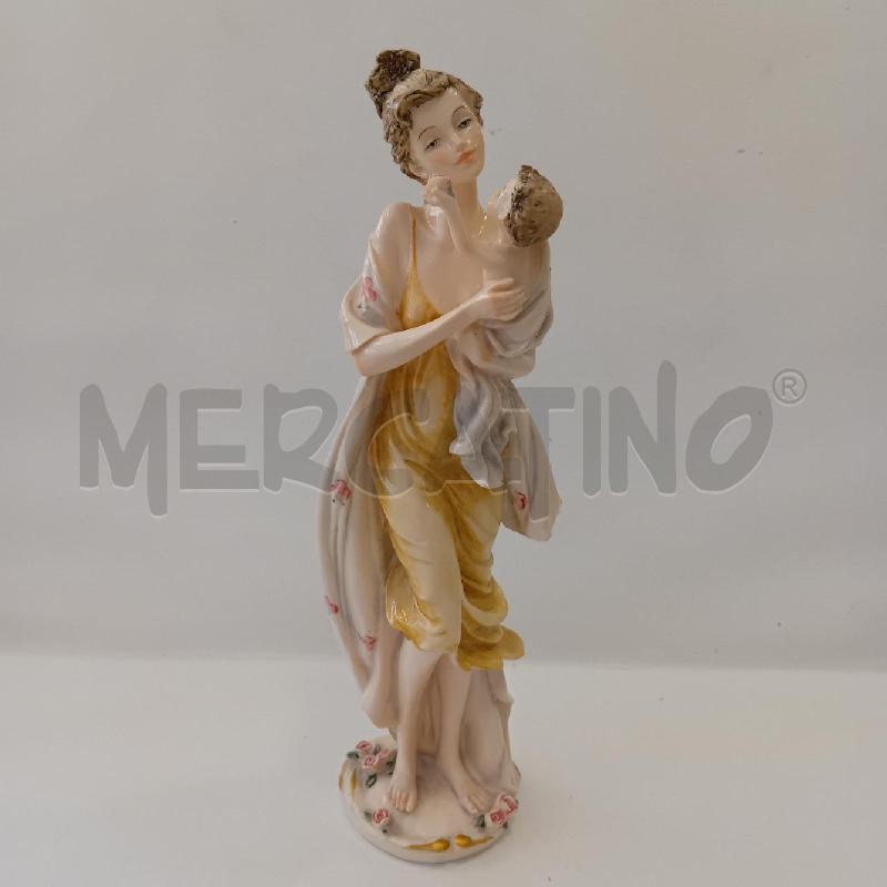 STATUINA MAMMA CON BIMBO  | Mercatino dell'Usato Cesenatico 1