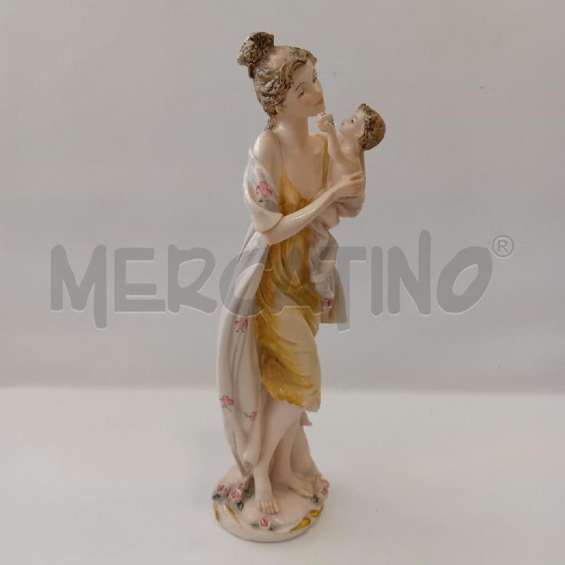 STATUINA MAMMA CON BIMBO  | Mercatino dell'Usato Cesenatico 4