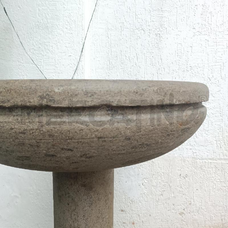 ACQUASANTIERA GRANITO | Mercatino dell'Usato Roma garbatella 4