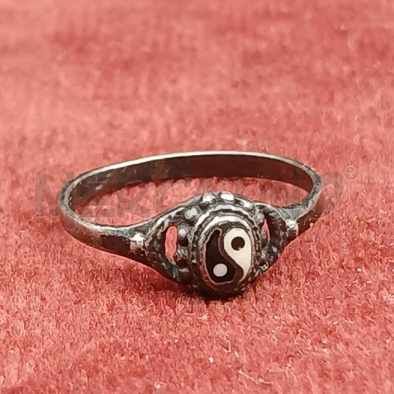 ANELLO D ARG DET BIANCO E NEOR  | Mercatino dell'Usato Roma garbatella 2