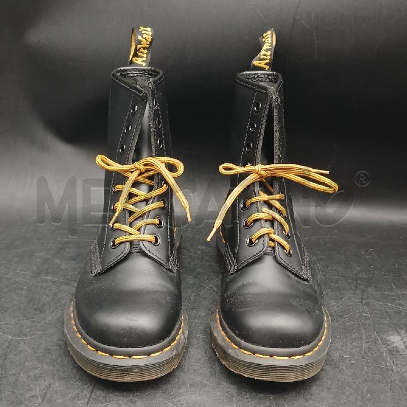 ANFIBI DONNA DR. MARTENS NERO LACCIO GIALLO  | Mercatino dell'Usato Roma garbatella 2