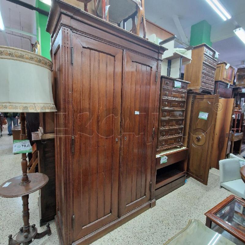 ARMADIO NOCE 2 ANTE DA RIVEDERE + CHIAVE N.15 | Mercatino dell'Usato Roma garbatella 1