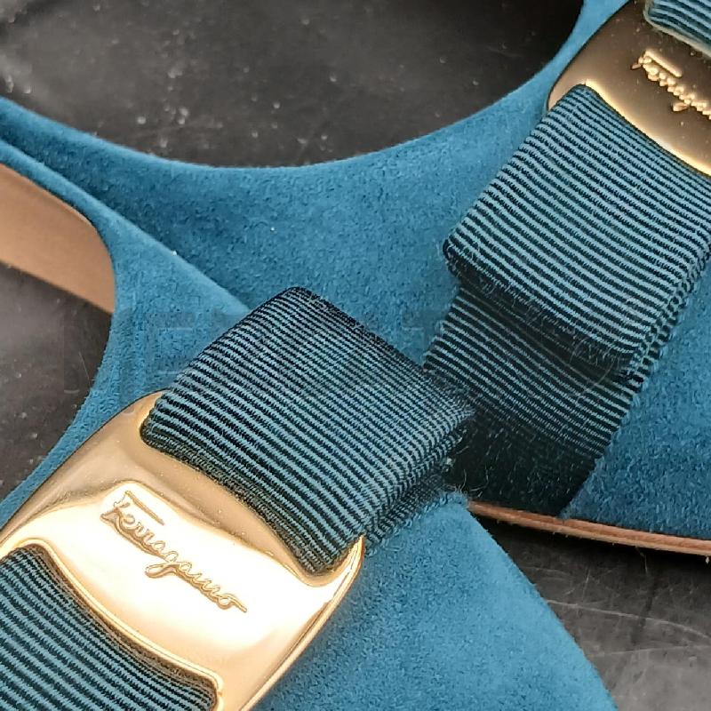 BALLERINA SALVATORE FERRAGAMO PETROLIO  | Mercatino dell'Usato Roma garbatella 3
