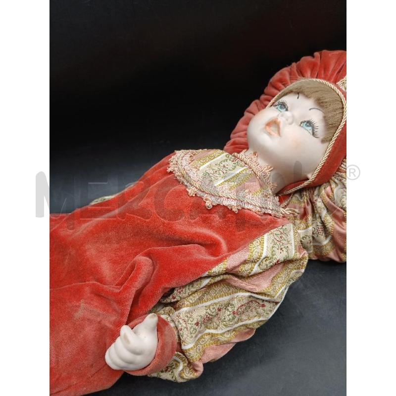 BAMBOLA CAPODIMONTE VESTITO ROSSO | Mercatino dell'Usato Roma garbatella 3