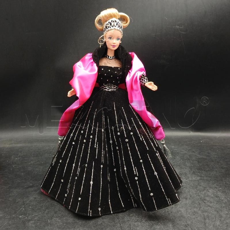 BARBIE HAPPY HOLIDAYS VESTITO NERO ROSA  | Mercatino dell'Usato Roma garbatella 1
