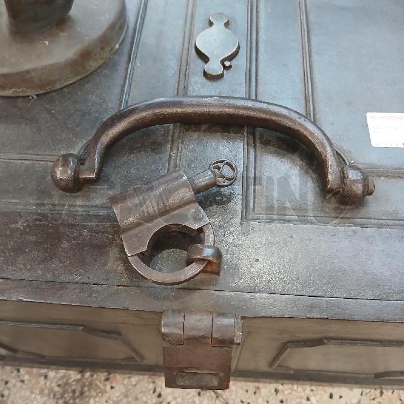 BAULE CASSAFORTE ANTICA  | Mercatino dell'Usato Roma garbatella 2