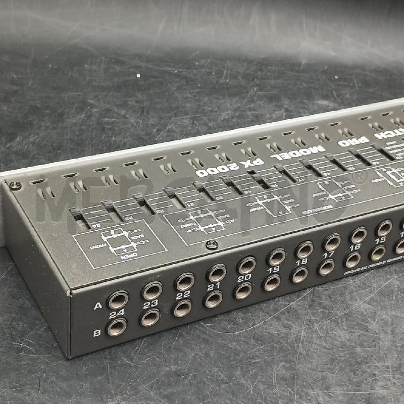 BEHRINGER ULTRAPATCH PRO MODEL PX2000 | Mercatino dell'Usato Roma garbatella 5