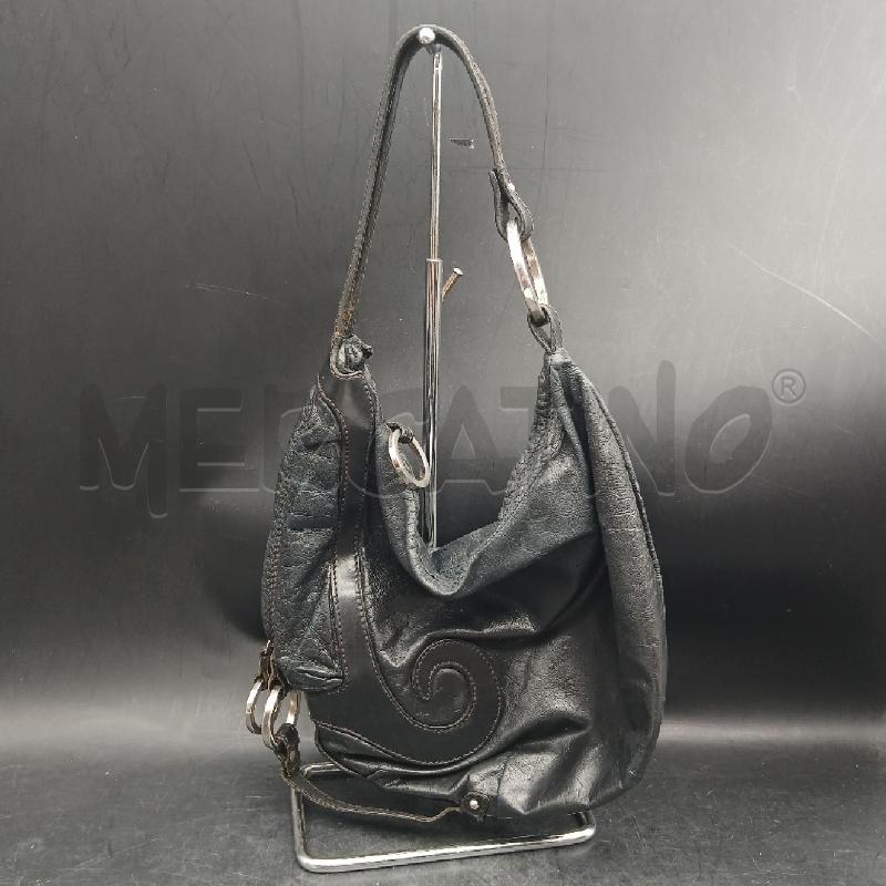BORSA A SPALLA FENDI PELLE NERO  | Mercatino dell'Usato Roma garbatella 1