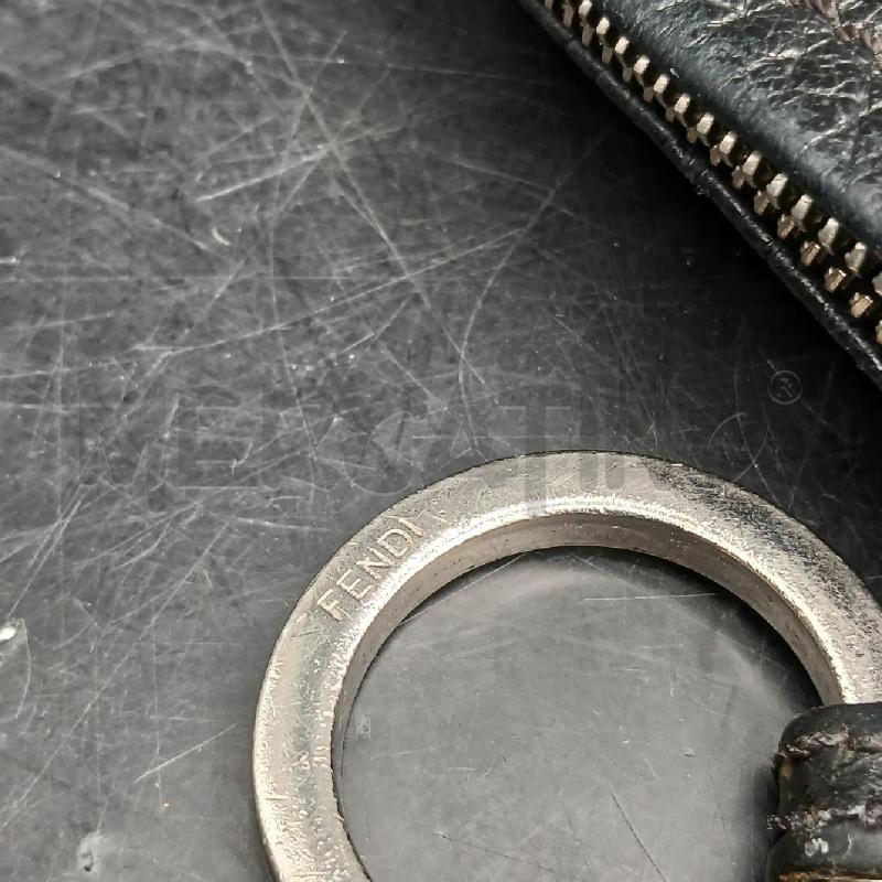 BORSA A SPALLA FENDI PELLE NERO  | Mercatino dell'Usato Roma garbatella 3
