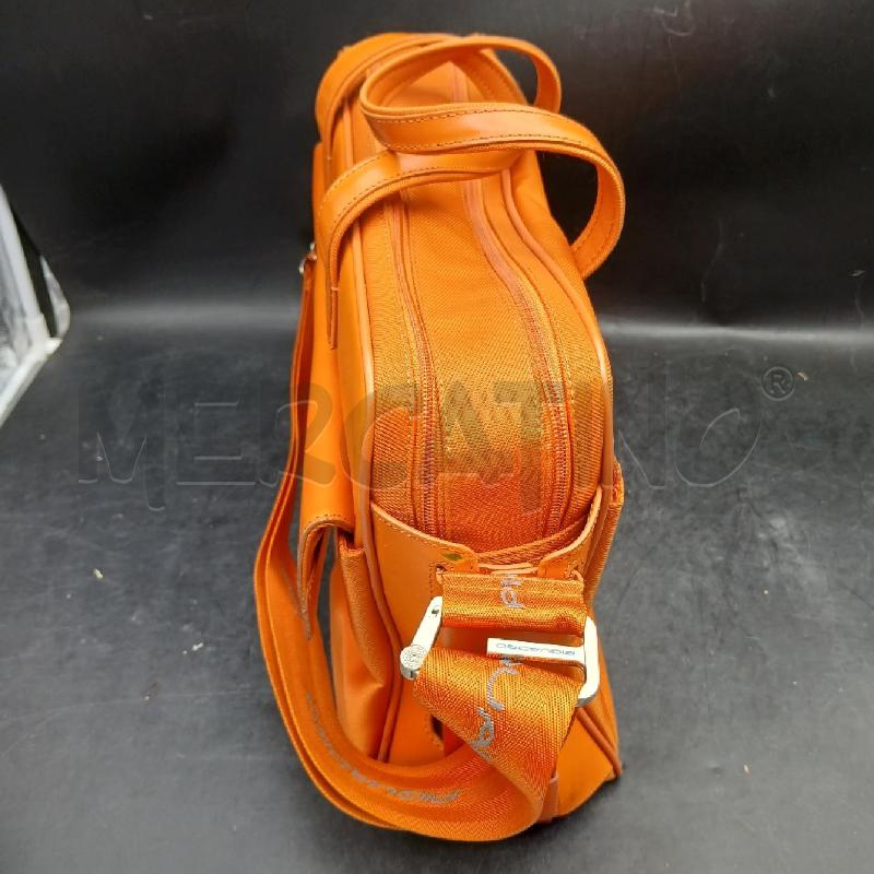 BORSA DONNA CARTELLA PIQUADRO ARANCION | Mercatino dell'Usato Roma garbatella 3
