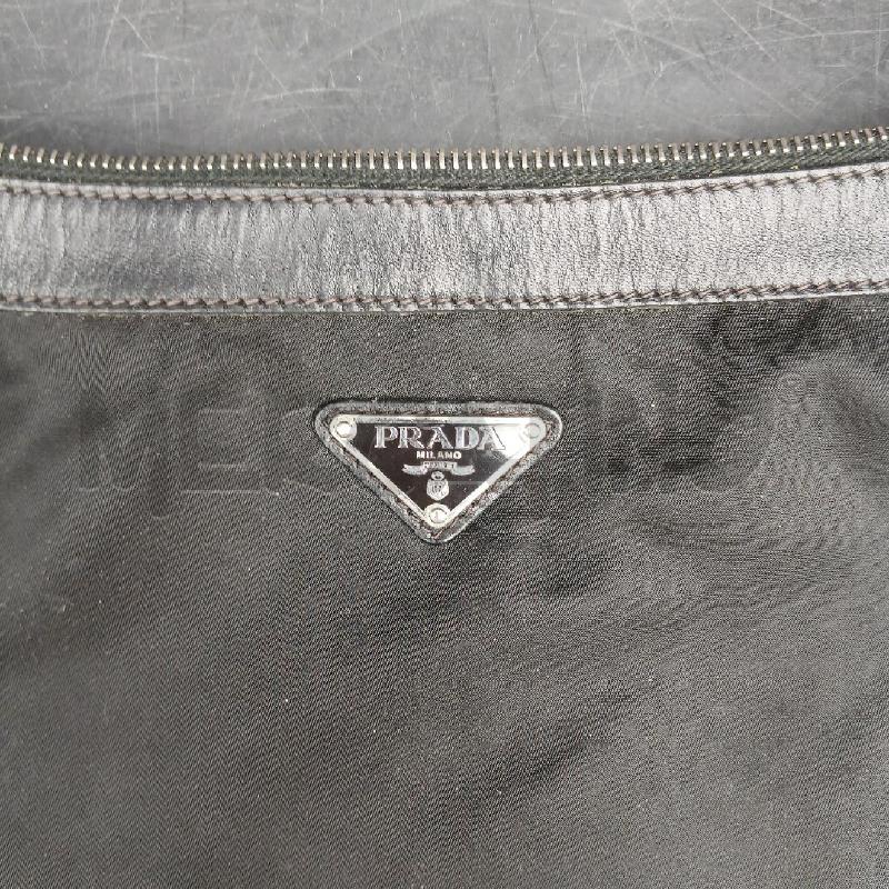 BORSA DONNA PRADA NERO TRACOLLA | Mercatino dell'Usato Roma garbatella 2