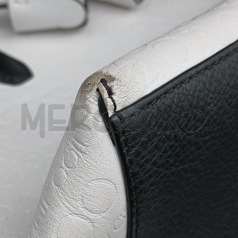 BORSA D KIMMY CHOO TWIST EAST BIANCO  | Mercatino dell'Usato Roma garbatella 3