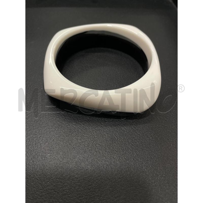 BRACCIALE BIANOC E NERO  | Mercatino dell'Usato Roma garbatella 2