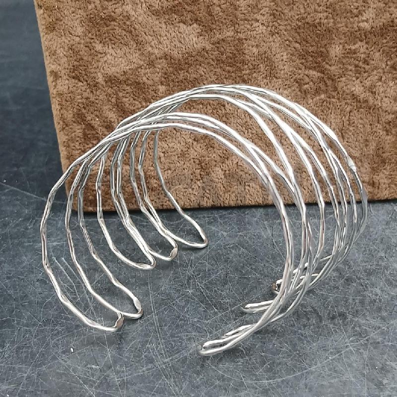 BRACCIALE MULT ACC | Mercatino dell'Usato Roma garbatella 2
