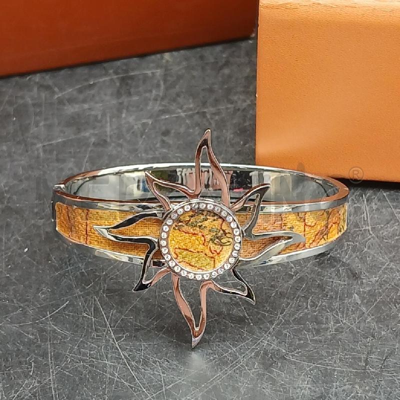 BRACCIALE PRIMA CLASSE SOLE | Mercatino dell'Usato Roma garbatella 2