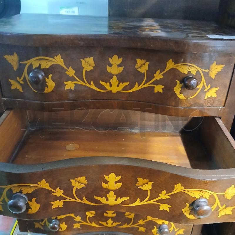 CASSETTIERA INTARSIATA 4 C | Mercatino dell'Usato Roma garbatella 3