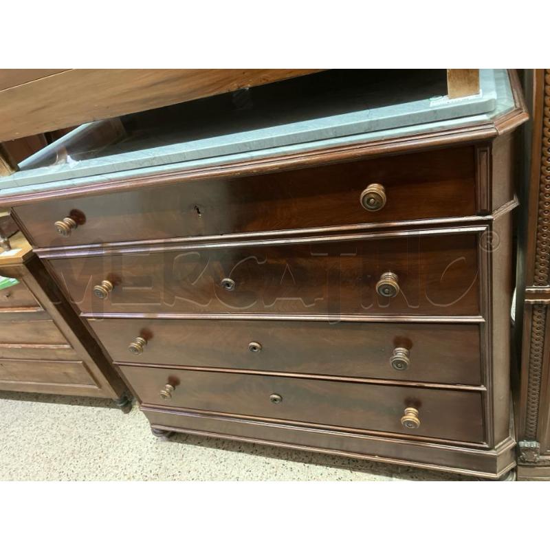 CASSETTIERA PIANO MARMO 4 C CON SPECCHIO | Mercatino dell'Usato Roma garbatella 1