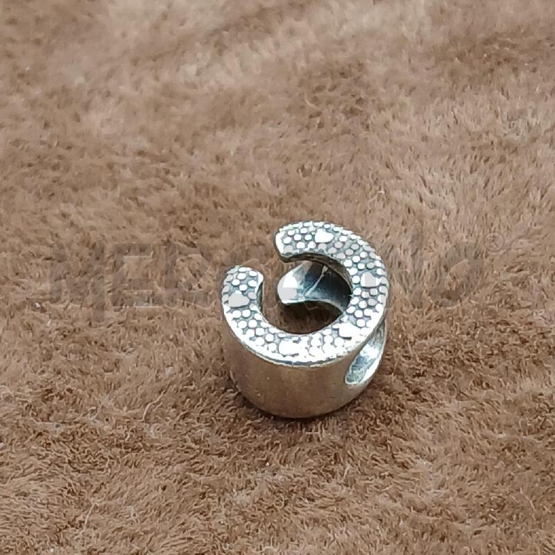CHARM PANDORA LETTERA C | Mercatino dell'Usato Roma garbatella 3
