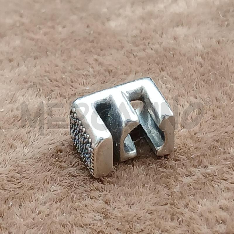CHARM PANDORA LETTERA E | Mercatino dell'Usato Roma garbatella 3