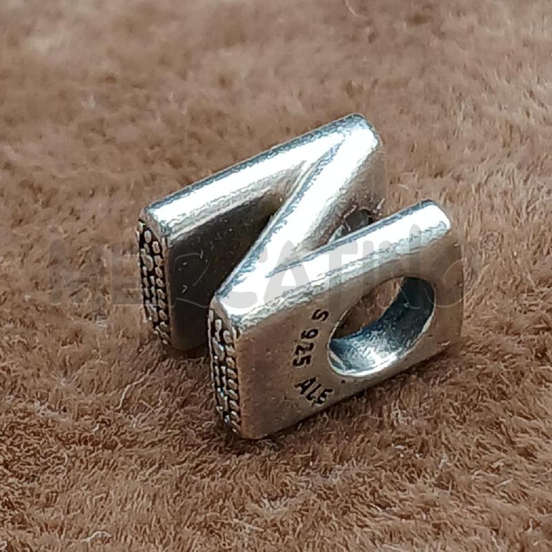 CHARM PANDORA LETTERA N | Mercatino dell'Usato Roma garbatella 2