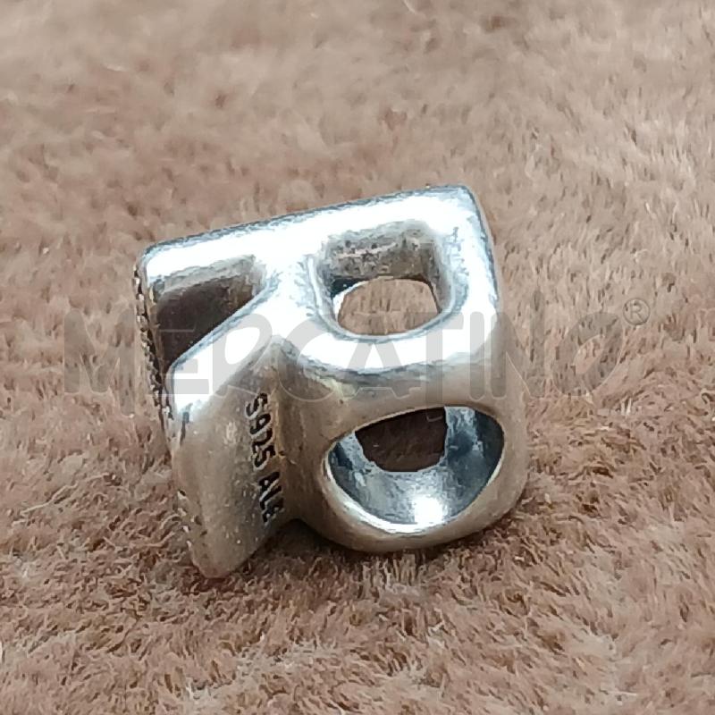 CHARM PANDORA LETTERA R | Mercatino dell'Usato Roma garbatella 2