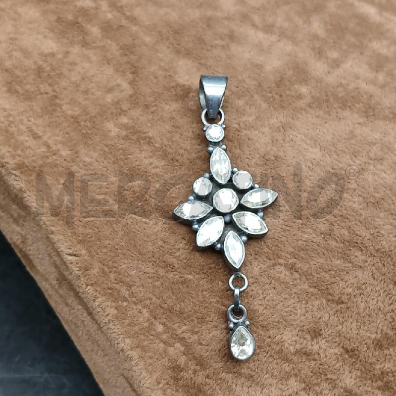 CIONDOLO ARG FIORE BIANCO  | Mercatino dell'Usato Roma garbatella 1