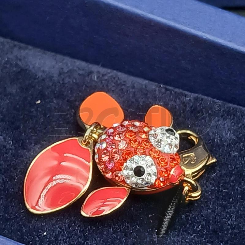 CIONDOLO SWAROVSKI PESCE ROSS | Mercatino dell'Usato Roma garbatella 2