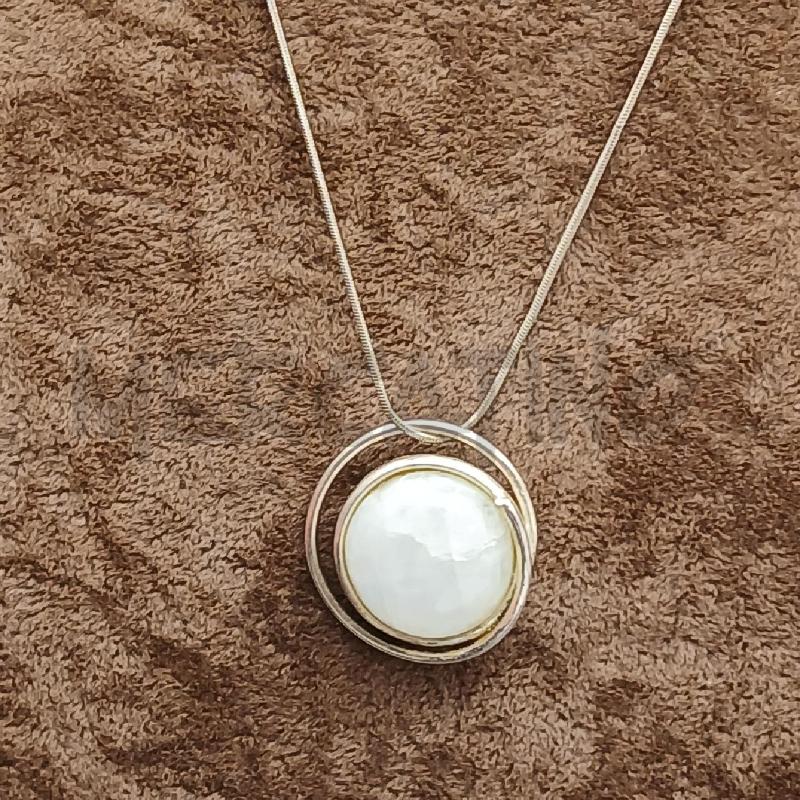COLLANA ARG CIONDOLO PIETRA BIANCO  | Mercatino dell'Usato Roma garbatella 2