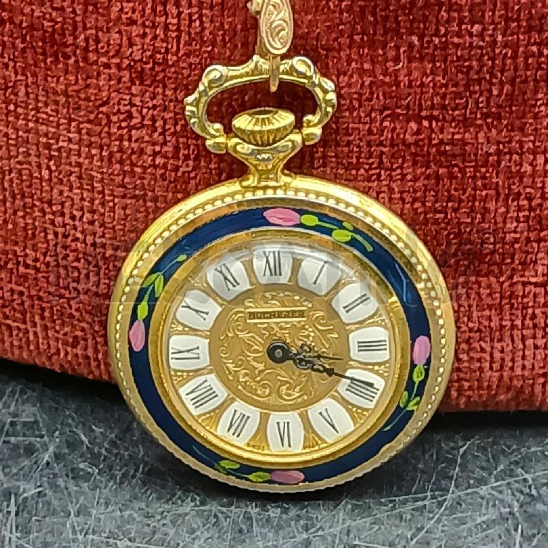 COLLANA CON OROLOGIO CIP | Mercatino dell'Usato Roma garbatella 2