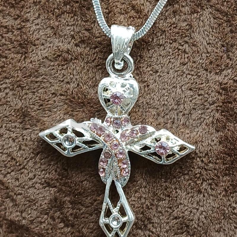 COLLANA CROCE DET PIETRE ROSA | Mercatino dell'Usato Roma garbatella 2