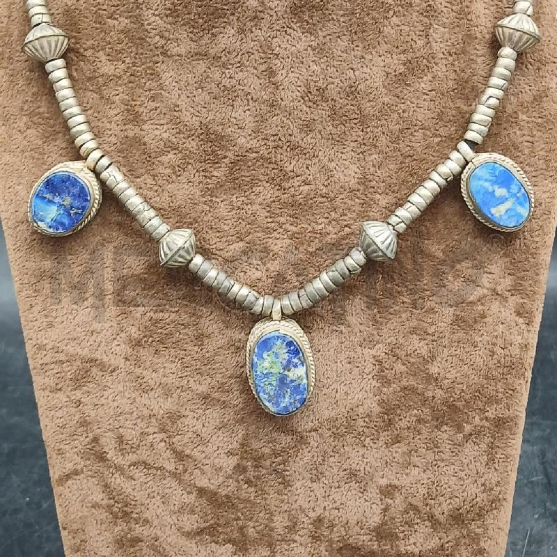 COLLANA DET PIETRE BLU  | Mercatino dell'Usato Roma garbatella 2