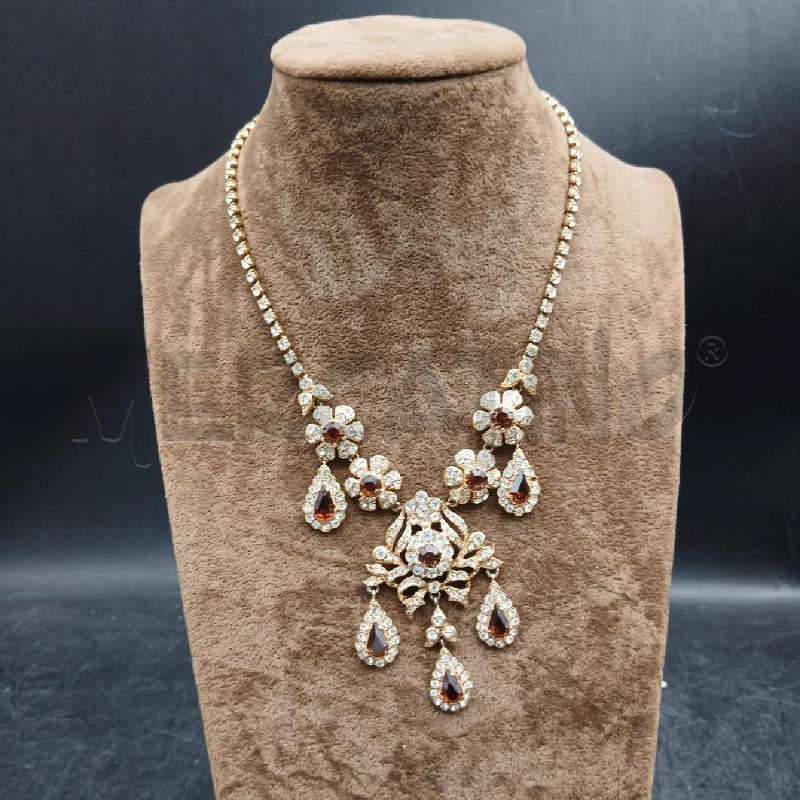 COLLANA DORATA PIETRE MARR  | Mercatino dell'Usato Roma garbatella 1