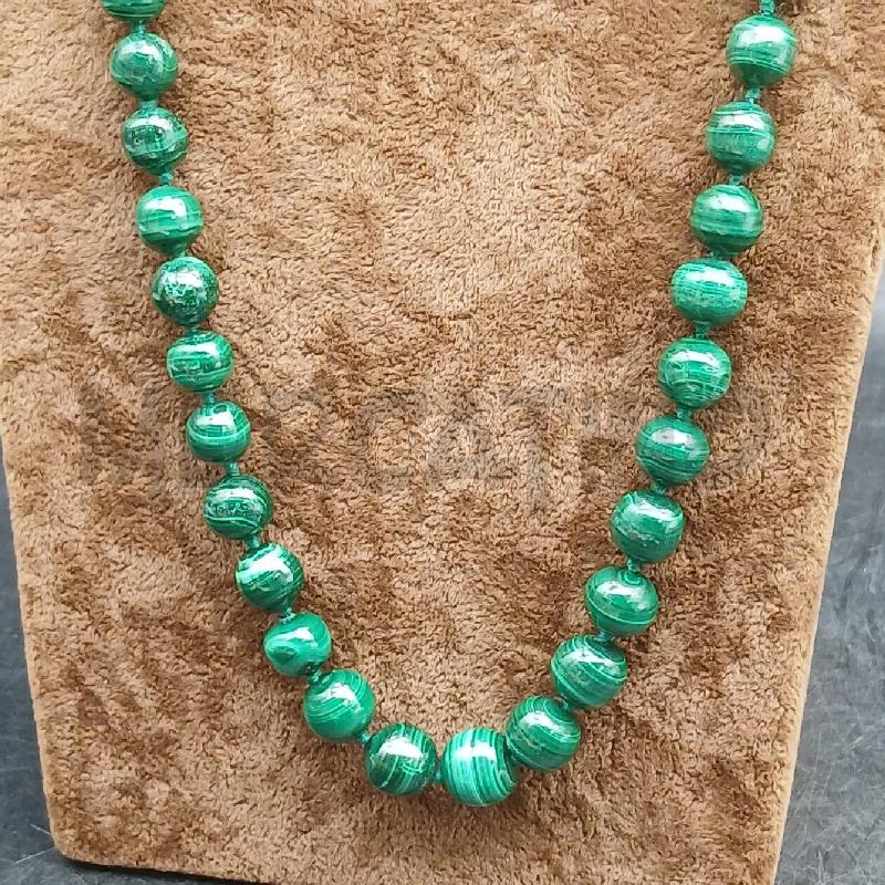 COLLANA MALACHITE VERDE | Mercatino dell'Usato Roma garbatella 2